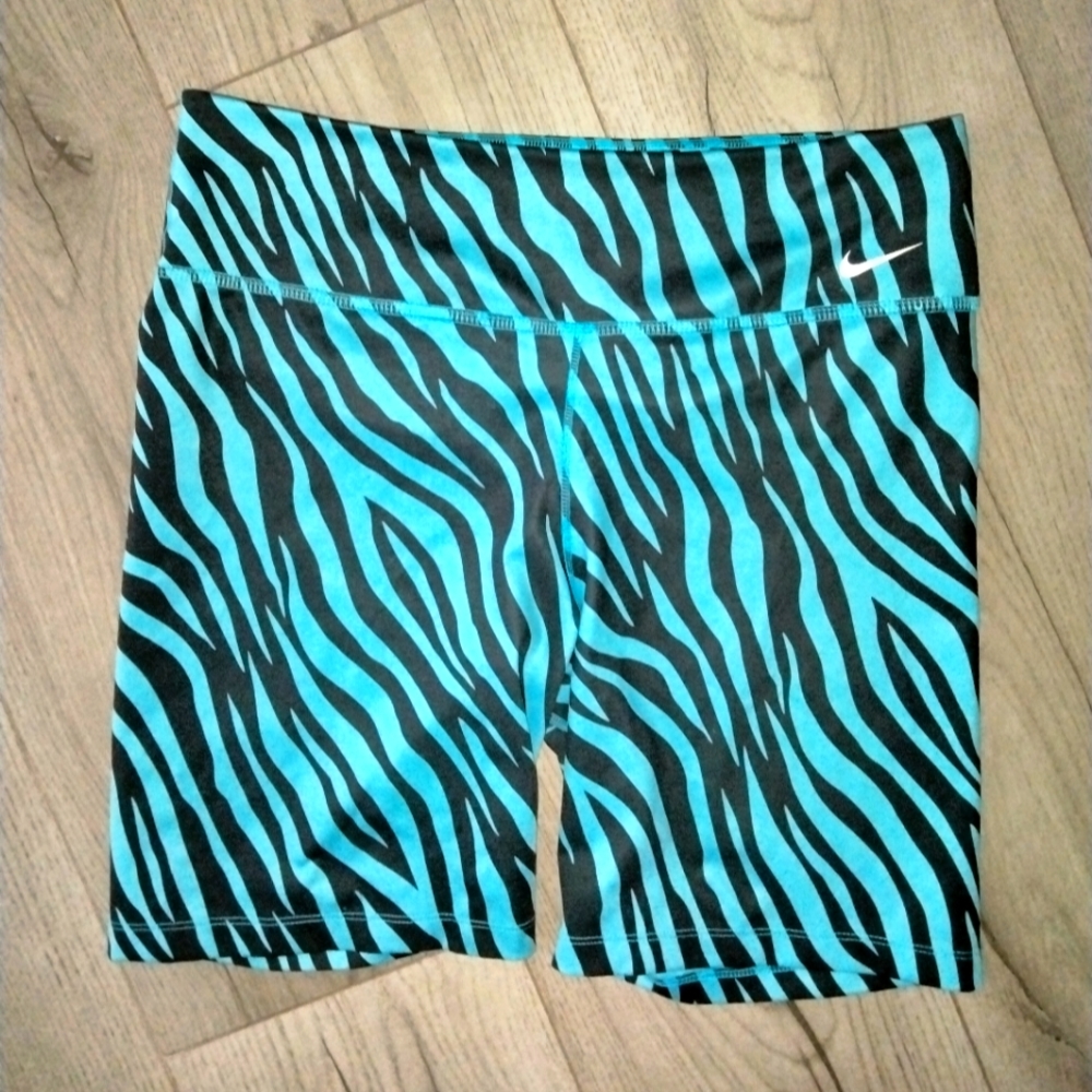 Large Dri Fit Nike bike shorts EUC animal print blue